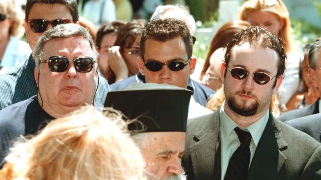 «Την αγάπη του ήθελα…»: Τα «καρφιά» του Γιάννη Παπαμιχαήλ για τον πατέρα του, Δημήτρη
