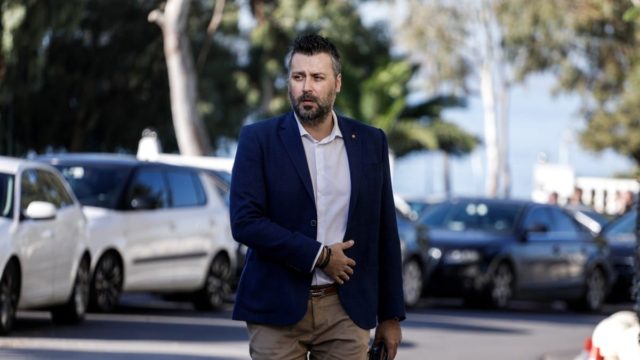 Τώρα είναι βουλευτής στην Αθήνα: Αυτή είναι η πραγματική καταγωγή του Γιάννη Καλλιάνου