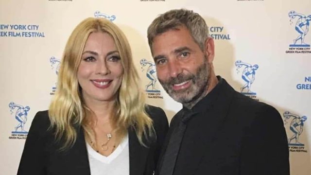 «Σκέφτομαι αν θα μπορούσα να…» – Μίλησε δημόσια για το παιδί με τον Θοδωρή Αθερίδη η Σμαράγδα Καρύδη