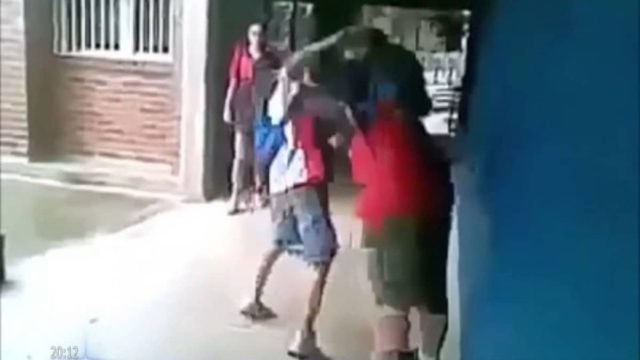 Κάτω Πατήσια: Άγριο bullying σε μαθητή Γυμνασίου – «Πήγαν και του κατέβασαν το παντελόνι! Του ευχήθηκαν να πάει στον τάφο…» (Video)