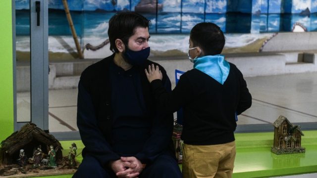 Ανατριχιαστικές εξελίξεις για την «Κιβωτό του Κόσμου»: Στο επίκεντρο των ερευνών και ο πατέρας Αντώνιος – «Φωτιά» οι καταθέσεις για κακοποιητικές συμπεριφορές