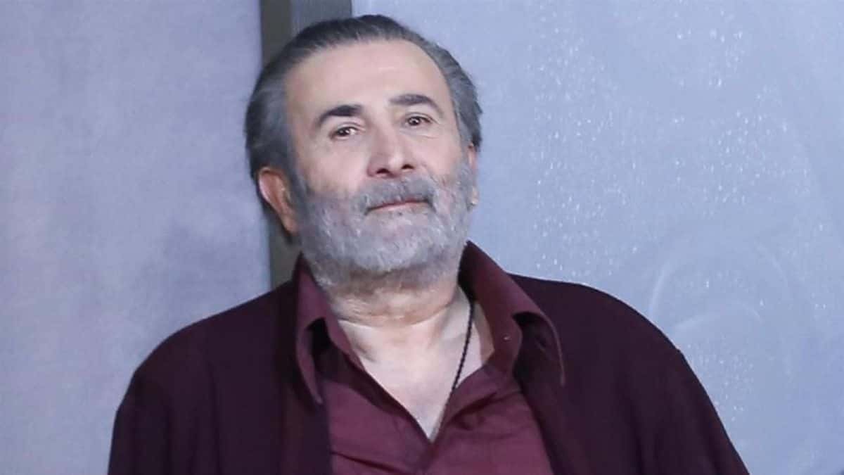 Θα τους μπερδεύατε και εσείς: Αυτός είναι ο άγνωστος αδελφός του Λάκη Λαζόπουλου (photo)