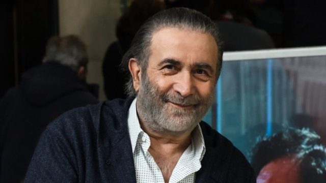 Την κοιτάει και «λιώνει»: Αυτή είναι η άγνωστη κόρη του Λάκη Λαζόπουλου, Μαριέλλη (photos)