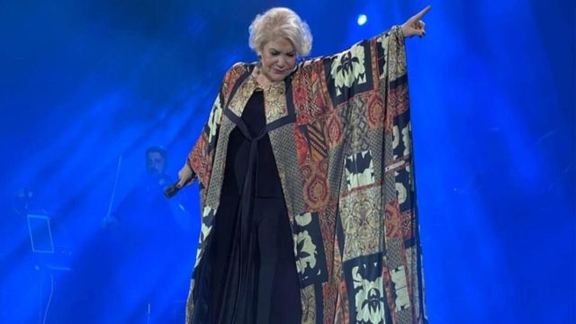 Παραδοσιακή Ελληνίδα γιαγιά η Μαρινέλλα: Η σπιτική ρουτίνα της τραγουδίστριας θυμίζει κάτι από… χωριό!