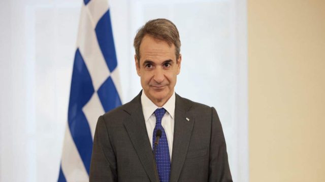Από 1/12: Η 1 ώρα το πρωί και οι 4 το βράδυ που θα γυρίζει υποχρεωτικά ο διακόπτης του ρεύματος