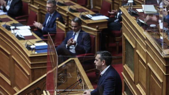 «Διπλή» δημοσκόπηση: Αυτός είναι ο καταλληλότερος για πρωθυπουργός και η διαφορά ΝΔ-ΣΥΡΙΖΑ – Οι απαντήσεις για τα μέτρα στήριξης και την παιδική κακοποίηση