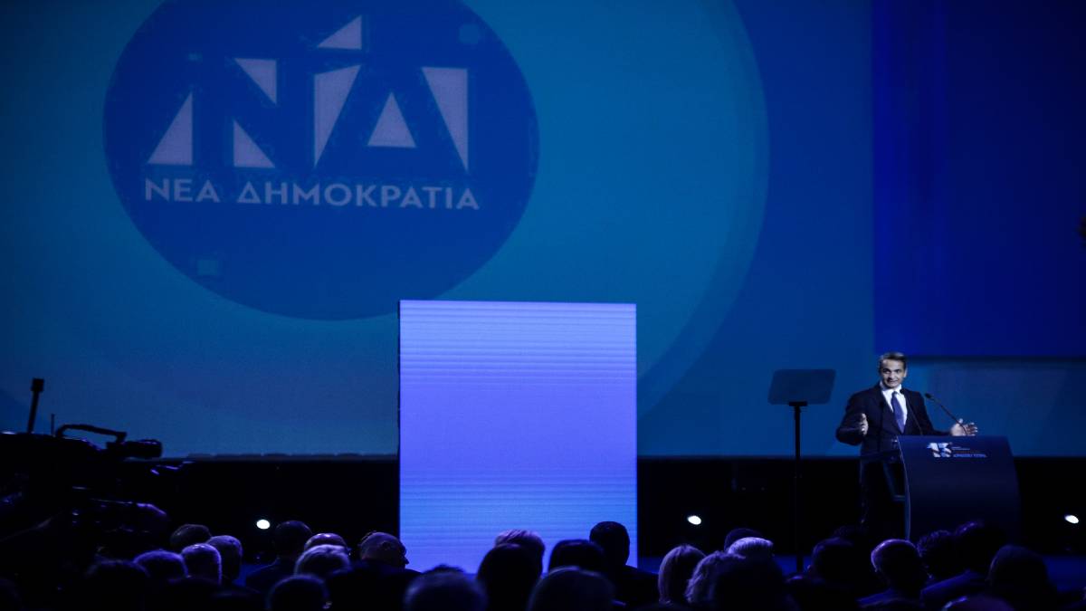 «Αναβρασμός» στη ΝΔ για τις παρακολουθήσεις – Τι απαντά η κυβέρνηση για τα 33 ονόματα που καταγγέλλεται ότι παρακολουθούνταν με το Predator