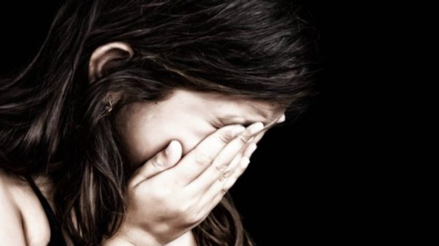 Φρίκη στο Ηράκλειο: Βίαζε την ανήλικη αδελφή των φίλων του για 7 χρόνια!