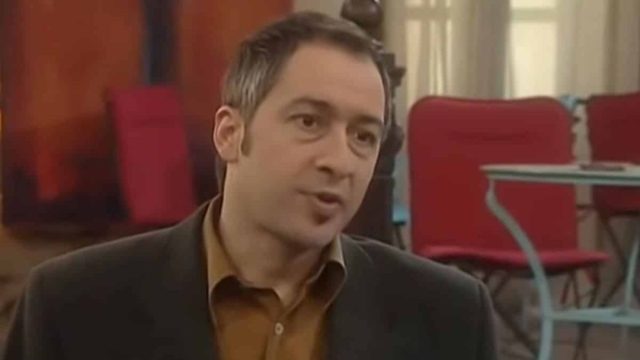 Θυμάστε τον προμηθευτή Θωμά που ζήλευε ο Μπίλυ στο «Καφέ της Χαράς»; Θα πάθετε πλάκα με το πώς είναι σήμερα