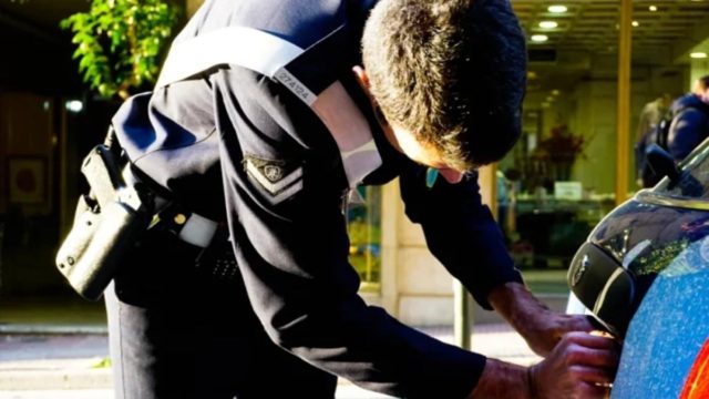 Το γνωρίζατε; Πρόστιμο «τσεκούρι» αν έχετε αυτές τις πινακίδες στο αυτοκίνητο