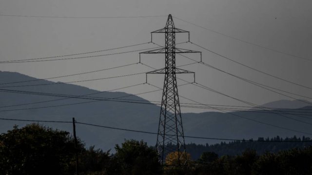 “Άσπρη μέρα” για την Ελλάδα: Έχουμε το δεύτερο πιο φθηνό ρεύμα στην Ευρώπη