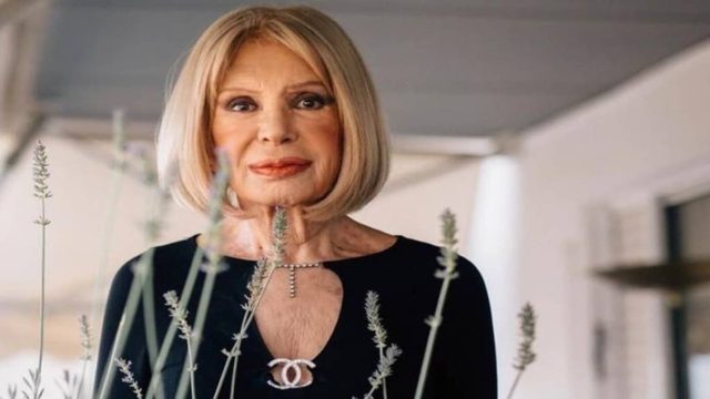 Τραγικές ώρες για τη Ρίκα Διαλυνά: «Νόμιζαν ότι εκδιδόμουν – Με ρωτούσαν, κοριτσάκι πόσα θέλεις;»