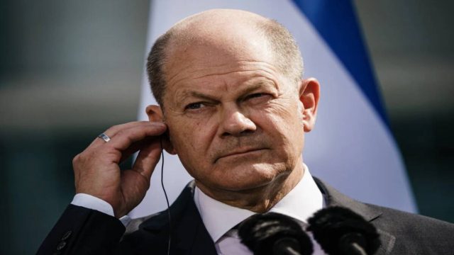 Σολτς: «Η Ρωσία δίνει στην Ουκρανία μια χαμένη μάχη» – Έκκληση στον Πούτιν να αρχίσει τις διαπραγματεύσεις