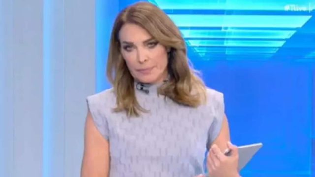 «Ούτε τη ροχάλα μας δεν αξίζεις!»: Κακός χαμός με την Τατιάνα Στεφανίδου