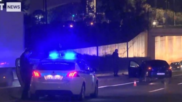 Φονικό τροχαίο στη Μεσογείων: Πεζός παρασύρθηκε από δύο οχήματα! (Video)