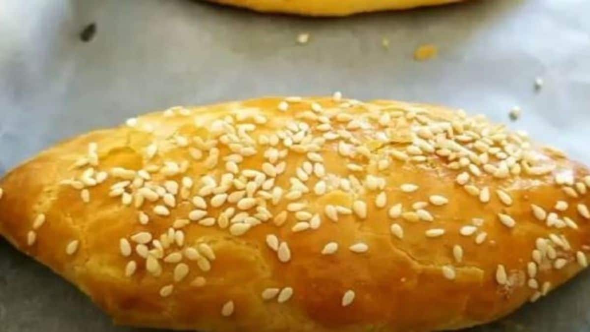 Για να μπει σωστά η εβδομάδα: Αυθεντική συνταγή για λαχταριστή τυρόπιτα – Στο πιάτο σε χρόνο dt!
