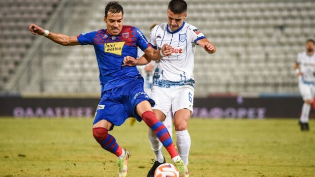 Βόλος – ΠΑΣ Γιάννινα 2-1: «Τελείωσε» το ματς ο Οζέγκοβιτς σε οκτώ λεπτά!
