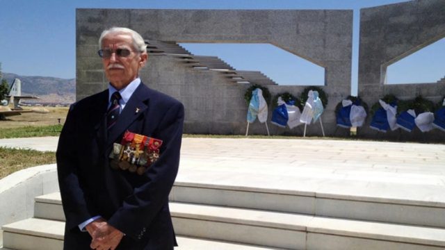 Πέθανε ο θρυλικός πιλότος Κωνσταντίνος Χατζηλάκος – Ο τελευταίος επιζών του Β΄ Παγκοσμίου Πολέμου