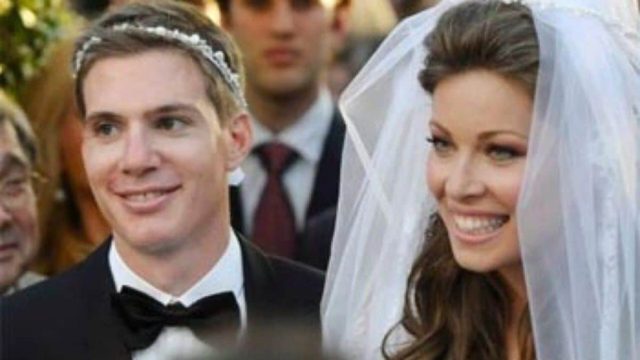 Κορυφαία στο είδος της και τη λατρεύει όλη η showbiz: Αυτή είναι η κουμπάρα στο γάμο Μαριέττας Χρουσαλά και Λέοντα Πατίτσα (photos)