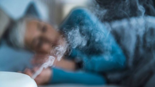 Πώς σχετίζεται η υγρασία σε κλειστούς χώρους με την μεταδοτικότητα του κορωνοϊού – Ποια είναι τα σωστά επίπεδα