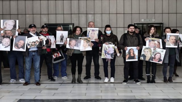 Μάτι: Συγκλονίζει νέα μαρτυρία – «Άφησα τη μητέρα μου να καεί για να σώσω την οικογένειά μου»