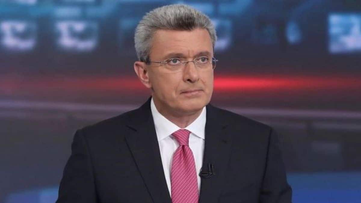 Βυθισμένος στη θλίψη ο Νίκος Χατζηνικολάου – “Για ένα μήνα δεν έβγαινα από το σπίτι…”