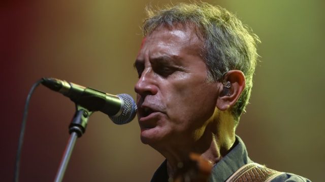 «Βόμβα» Γιώργου Νταλάρα: «Πολύ μικρός 23 χρονών προσπάθησα να…»