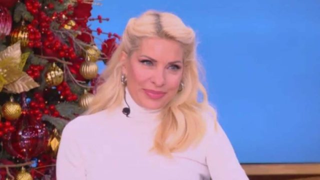 “Καταιγισμός” από την Ελένη Μενεγάκη – Η αποκάλυψη “βόμβα” της παρουσιάστριας