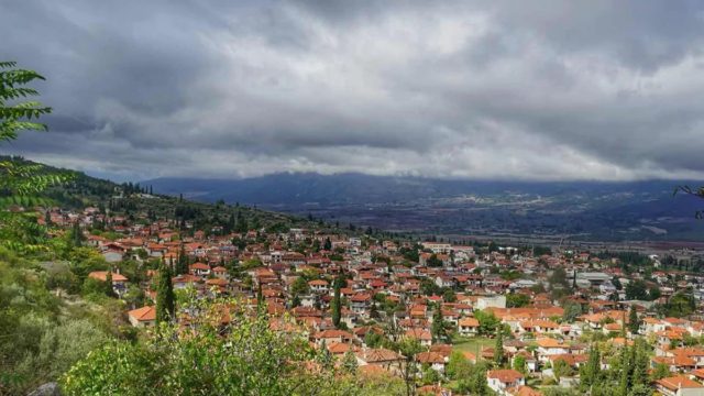 2 ώρες από την Αθήνα: 3 χωριά ιδανικά για εκδρομή το σαββατοκύριακο
