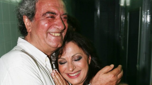 «Ο Αχιλλέας Θεοφίλου με έκανε να…»: «Βόμβα» από τη Χαρούλα Αλεξίου 30 χρόνια μετά το διαζύγιό της