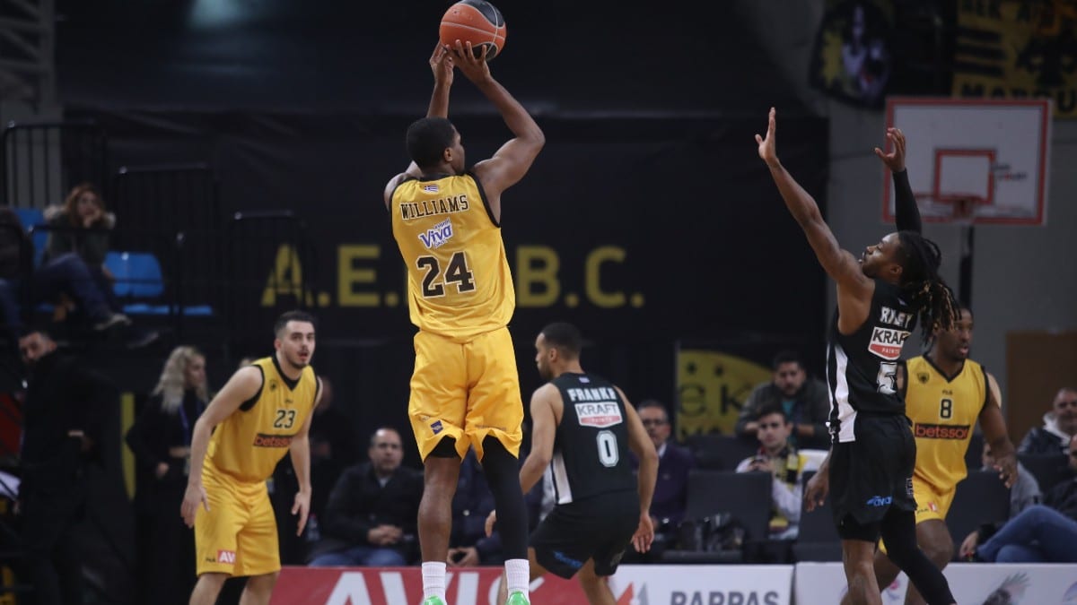 ΑΕΚ – ΠΑΟΚ 71-83: Οι Θεσσαλονικείς επικράτησαν στο κλειστό των Λιοσίων