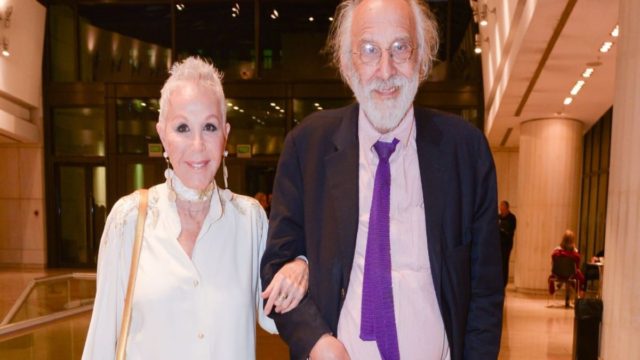 «Έδωσε» τη Ζωή Λάσκαρη ο Αλέξανδρος Λυκουρέζος: «Είχαμε και καταιγίδες…»