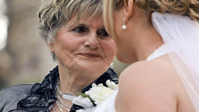 Η μαμά, ο γιος και η… νύφη: Το ανέκδοτο της ημέρας (18/12)