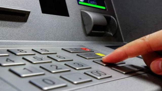 Ο 60άρης στο γυμναστήριο και το… ΑΤΜ: Το ανέκδοτο της ημέρας (31/12)