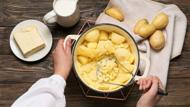 Προσοχή! Το γάλα μπορεί να καταστρέψει τον πουρέ πατάτας