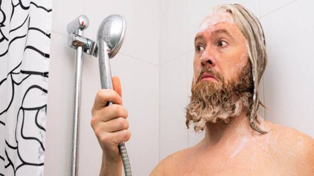 No Bathing: Νέα τάση στο Χόλιγουντ ή… επιστροφή στη βρωμιά;