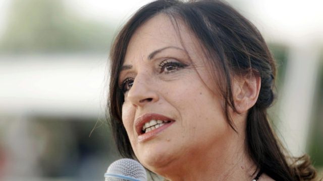 Έριξε «βόμβα» η Χάρις Αλεξίου: «Δεν έχω σύντροφο, αλλά…»