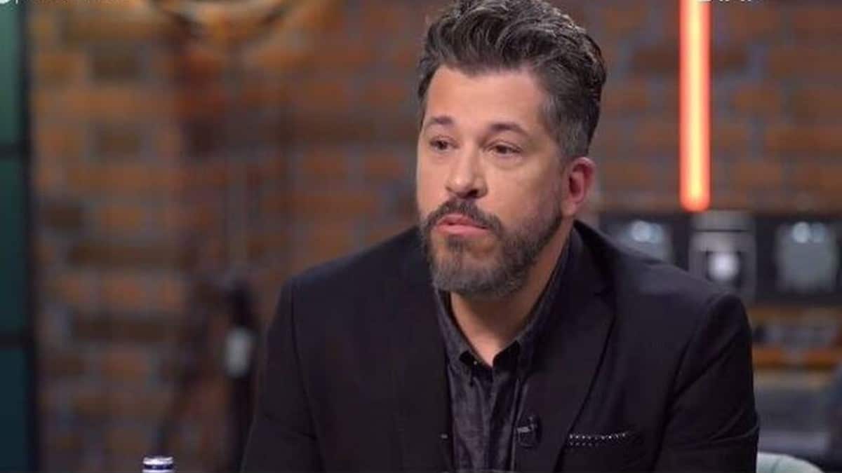 Άγριο ξέσπασμα Χάρη Βαρθακούρη: «Βγάζω σύφιλη και φλύκταινες…»