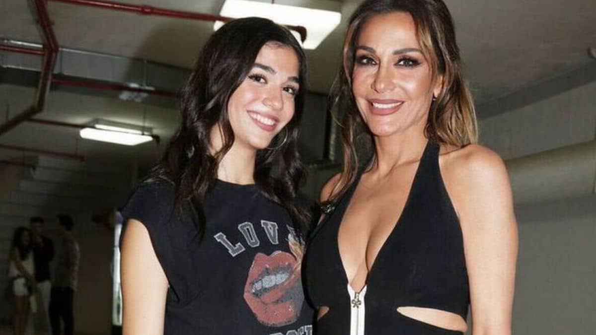 Ερωτευμένη με παίκτη της ΑΕΚ η κόρη της Δέσποινας Βανδή – «Τι άνδρα κυκλοφορώ» (ΦΩΤΟ)