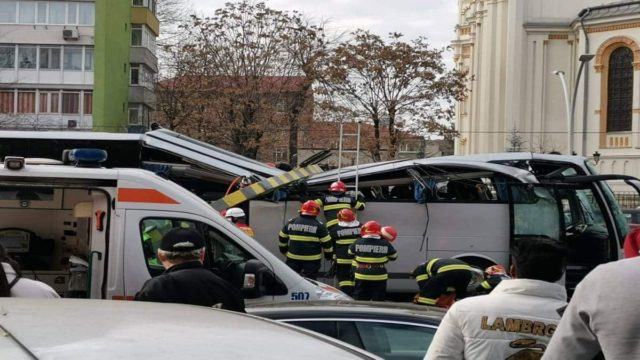 Δυστύχημα στη Ρουμανία: Αγωνία για την Ελληνίδα που είναι διασωληνωμένη – Στο μικροσκόπιο τα αίτια της τραγωδίας, ο ρόλος του GPS (Video)