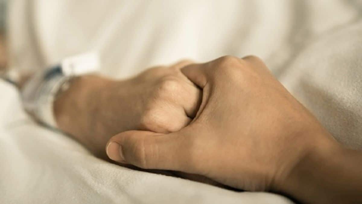 Η γυναίκα του ήταν έγκυος και… γέννησε υγιεί τρίδυμα – Μετά από λίγο ο γιατρός παραδέχθηκε ένα μεγάλο λάθος