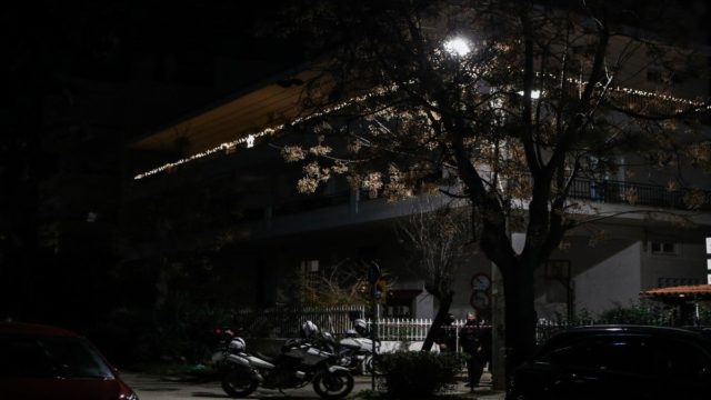 Άγριο έγκλημα στο Μαρούσι: Με ψυχολογικά προβλήματα η 17χρονη που έσφαξε την 22χρονη φίλη της – Σήμερα η απολογία της (Video)