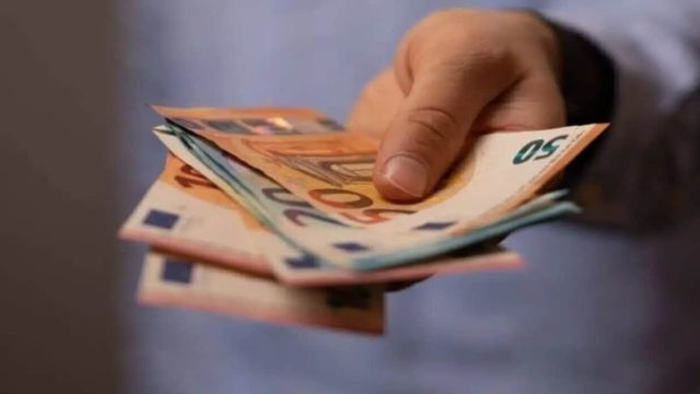 Επίδομα «βάλσαμο» έως 800 ευρώ: Το παίρνουν όλοι – Νέα ευκαιρία για αίτηση με Taxisnet