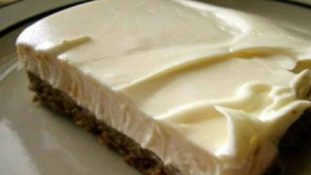 Γλυκό ψυγείου με ζαχαρούχο γάλα – Η παγωμένη απόλαυση που θα λατρέψετε