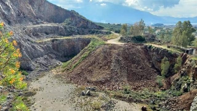 Καλαμάτα: Ολοκληρώθηκε η ταυτοποίηση των νεκρών που έπεσαν στο νταμάρι – Εξετάζεται το ενδεχόμενο αυτοκτονίας
