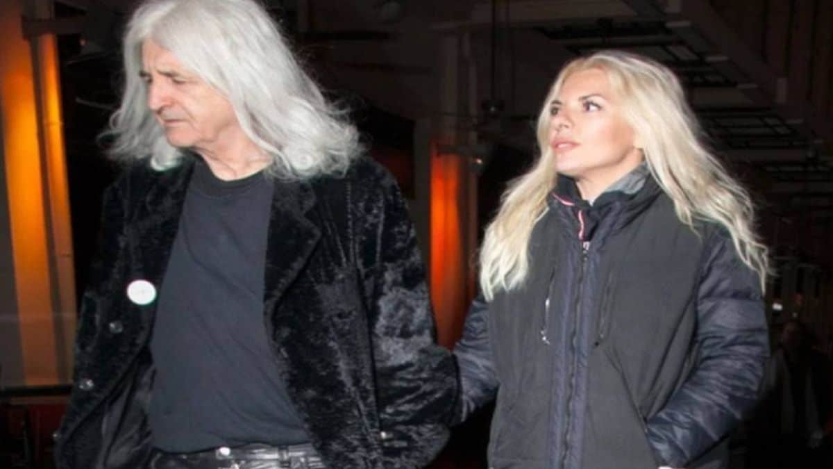 Θρήνος για την Αννίτα Πάνια: Το τραγικό παιχνίδι της μοίρας που την έφερε κοντά με το Νίκο Καρβέλα!