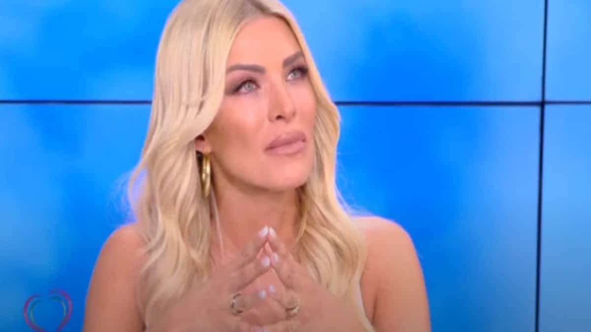 «Στήνουν στον τοίχο» την Κατερίνα Καινούργιου: «Πιστεύει ότι έτσι προκαλεί τηλεθέαση – Της αρέσει να…»