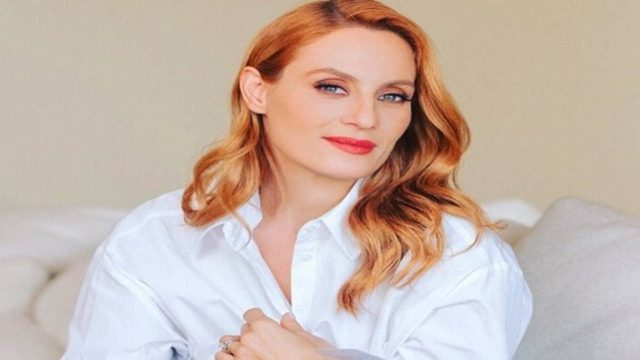 Ελεονώρα Μελέτη: Ντύθηκε ξανά νυφούλα και είναι πιο εντυπωσιακή από ποτέ!