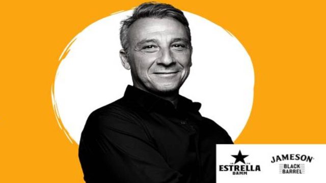 «Aπό Κοντά»: Ο Μίνως Μάτσας έρχεται στο Gazarte Main Stage