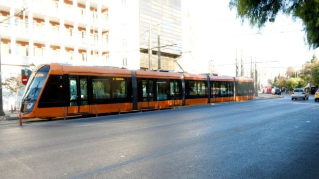 Χριστούγεννα: Αυτές είναι οι ρυθμίσεις κυκλοφορίας των ΜΜΜ – Πώς θα κινηθεί κάθε Μέσο